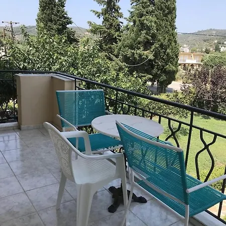 Iliovasilema Apartment Edipsos Exterior photo